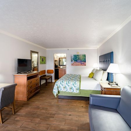 Accommodation By Willow Brook Lodge Pigeon Forge Exteriör bild